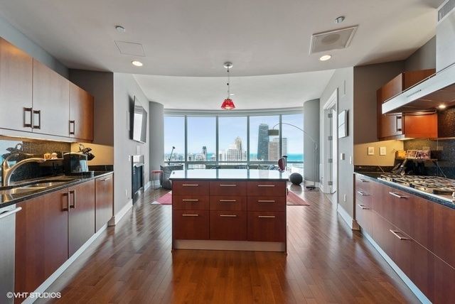 401 N Wabash Avenue 43A, Chicago, IL 60611