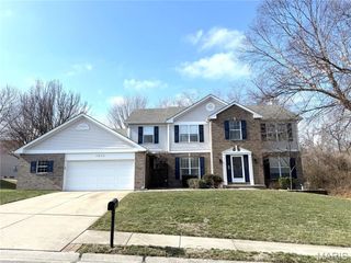 1010 Hawthorne Place, O'fallon, IL 62269