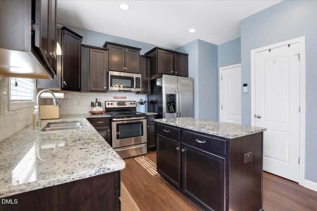 27 Heron Point Way, Garner, NC 27529