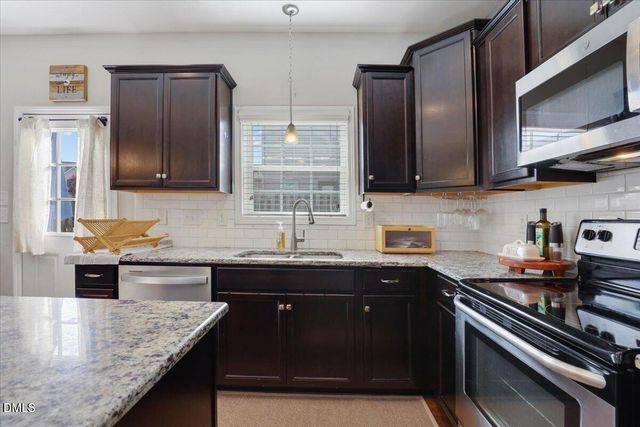 27 Heron Point Way, Garner, NC 27529