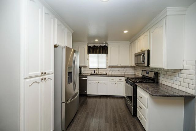 1505 Hamilton Ave, Modesto, CA 95350