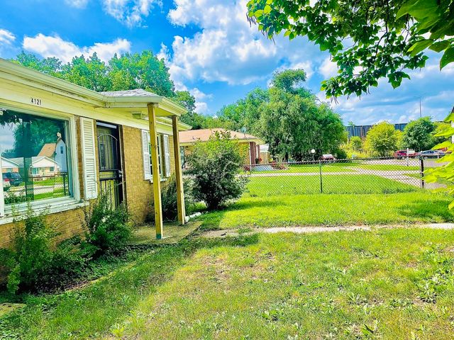 4121 W 135th Place, Robbins, IL 60472