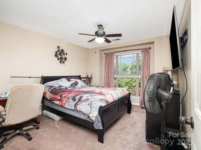 190 Glendower Lane, Chesnee, SC 29323