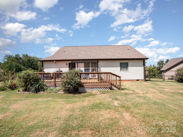 190 Glendower Lane, Chesnee, SC 29323