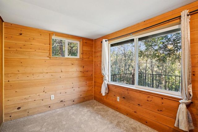 53451 Middleridge Drive, Idyllwild, CA 92549
