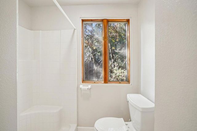 53451 Middleridge Drive, Idyllwild, CA 92549