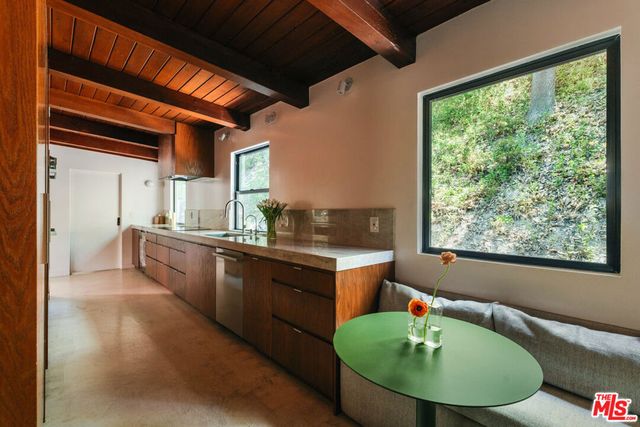15256 Rayneta Drive, Sherman Oaks, CA 91403