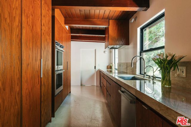15256 Rayneta Drive, Sherman Oaks, CA 91403