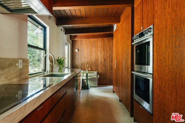 15256 Rayneta Drive, Sherman Oaks, CA 91403