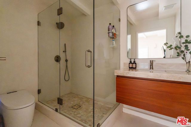 15256 Rayneta Drive, Sherman Oaks, CA 91403