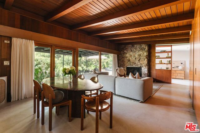 15256 Rayneta Drive, Sherman Oaks, CA 91403