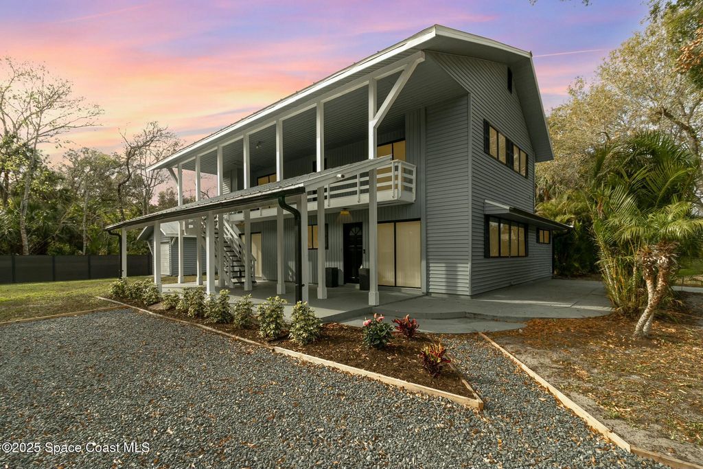 Image 1 of property listing at 135 Belmont Avenue, Cocoa, FL 32927