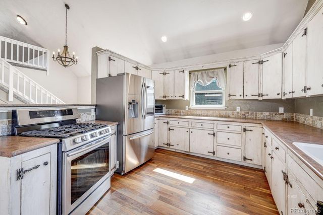 6820 County Road 328, Westcliffe, CO 81252