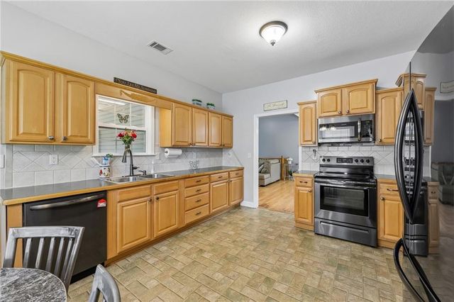 3576 Phoenix Cove Drive, Gainesville, GA 30506