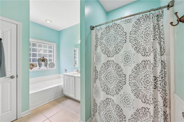3576 Phoenix Cove Drive, Gainesville, GA 30506
