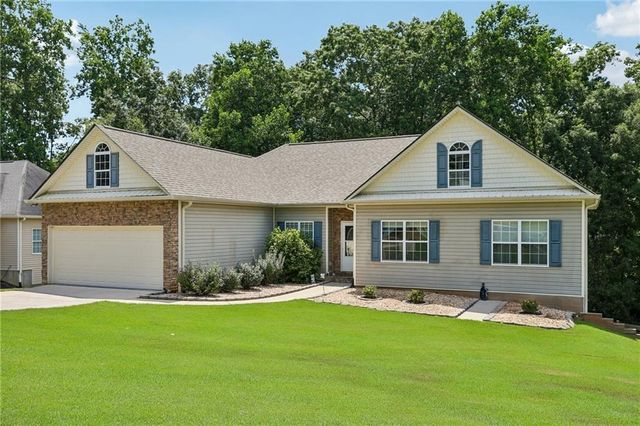 3576 Phoenix Cove Drive, Gainesville, GA 30506