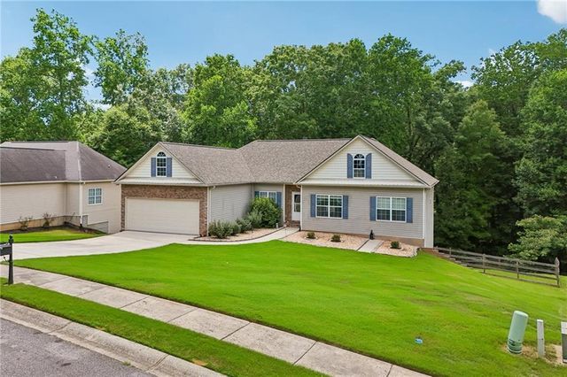 3576 Phoenix Cove Drive, Gainesville, GA 30506
