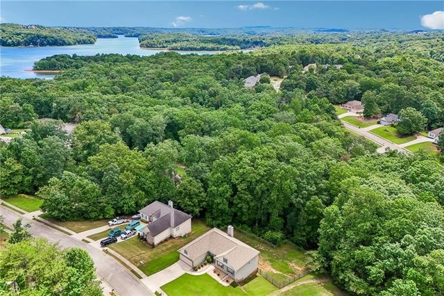 3576 Phoenix Cove Drive, Gainesville, GA 30506