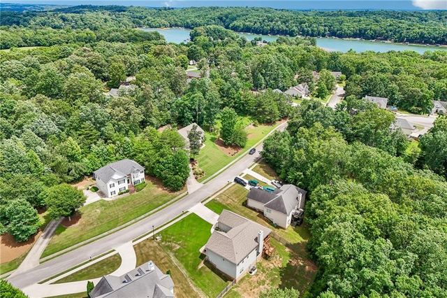3576 Phoenix Cove Drive, Gainesville, GA 30506