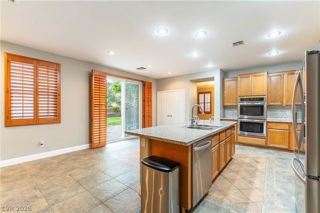 10424 Grassyrock Court, Las Vegas, NV 89129