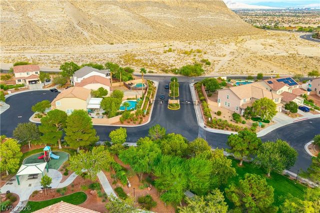10424 Grassyrock Court, Las Vegas, NV 89129