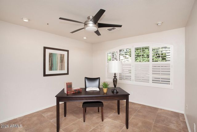 7771 E FOXMORE Lane, Scottsdale, AZ 85258