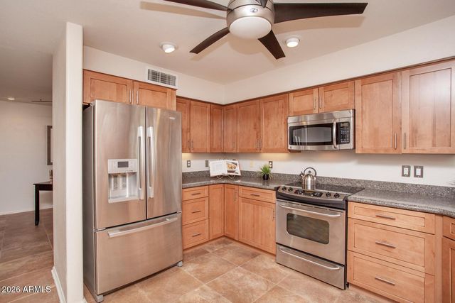 7771 E FOXMORE Lane, Scottsdale, AZ 85258