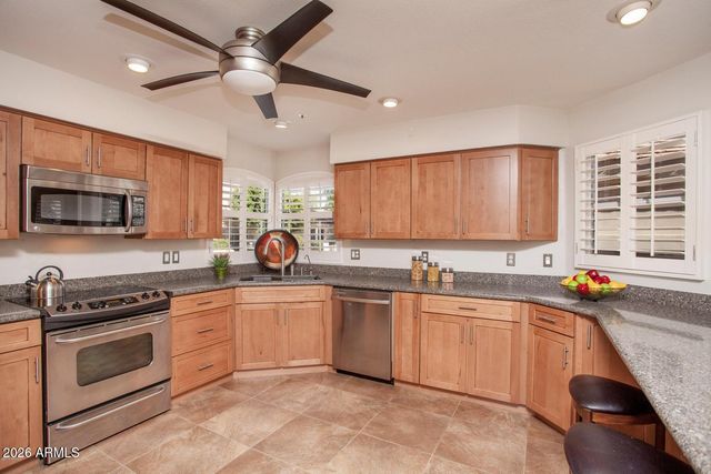 7771 E FOXMORE Lane, Scottsdale, AZ 85258