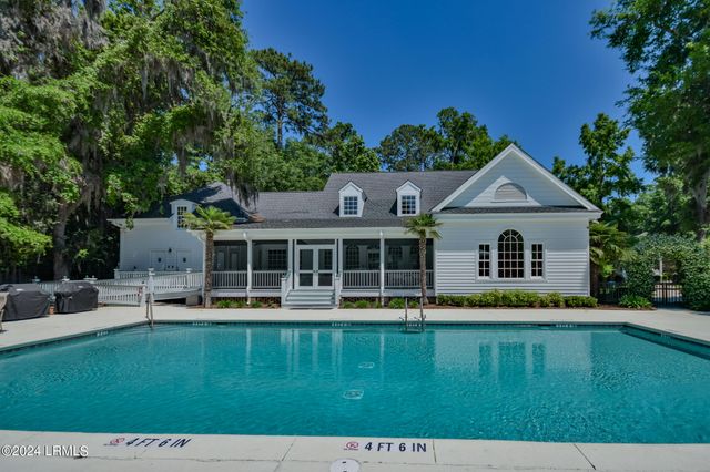 214 De La Gaye Point, Beaufort, SC 29902