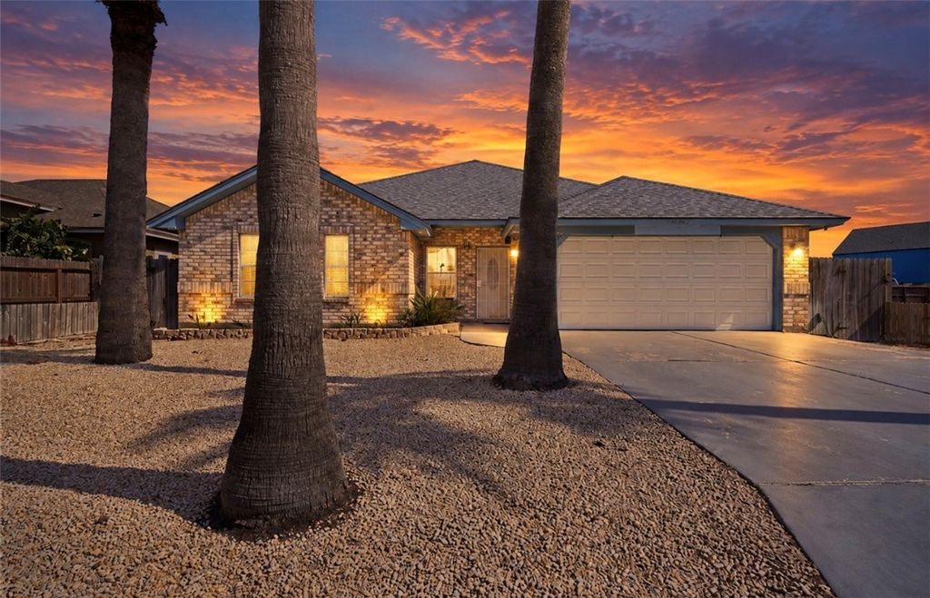 14242 Allamanda Dr, Corpus Christi, TX 78418 — exterior