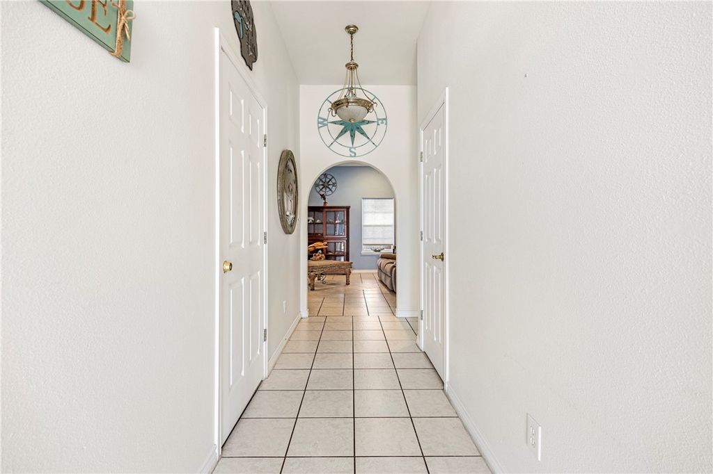14242 Allamanda Dr, Corpus Christi, TX 78418 — photo 2