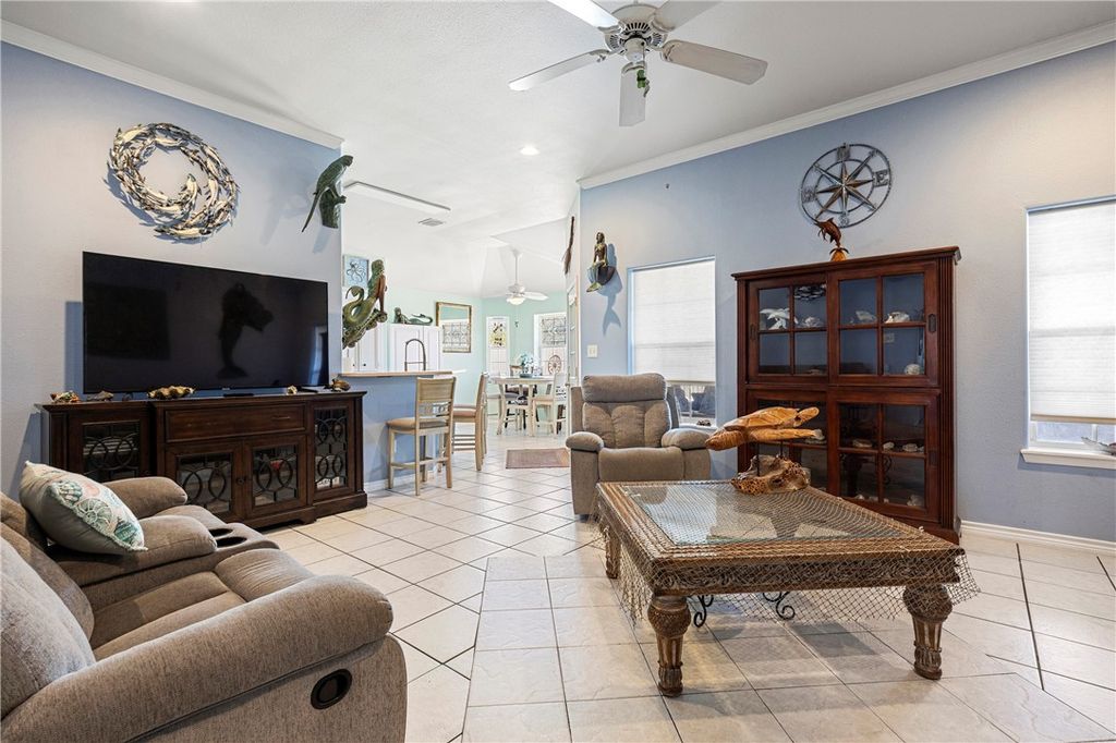 14242 Allamanda Dr, Corpus Christi, TX 78418 — photo 3
