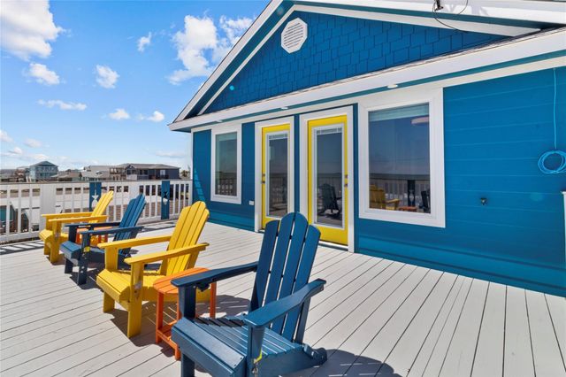 622 Fin Alley, Surfside Beach, TX 77541