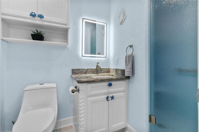 622 Fin Alley, Surfside Beach, TX 77541