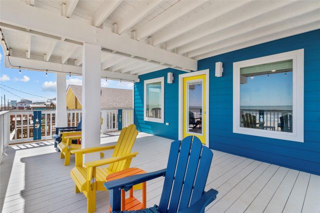 622 Fin Alley, Surfside Beach, TX 77541