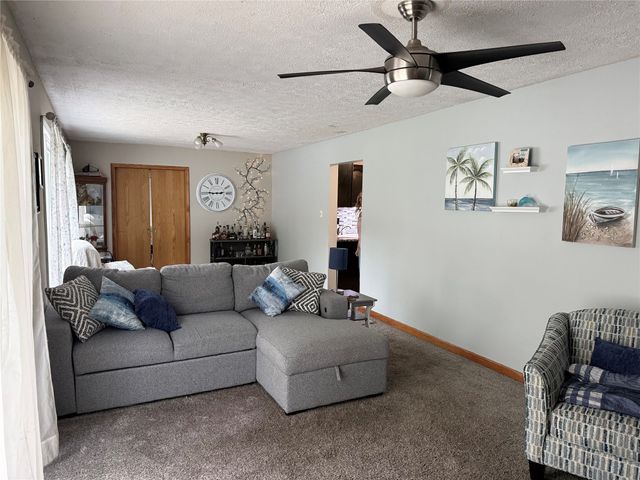 421 DALE Drive, Harborcreek, PA 16511