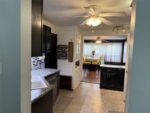421 DALE Drive, Harborcreek, PA 16511