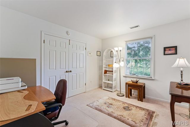 1020 Claytonbrook Drive, Ballwin, MO 63011