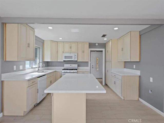 5149 W Avenue L14, Lancaster, CA 93536