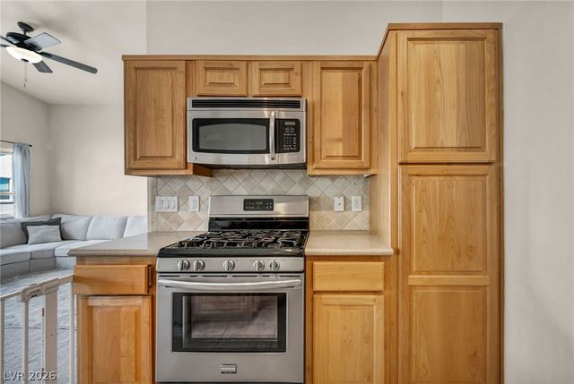 7112 Cabin Fever Street 101, Las Vegas, NV 89149