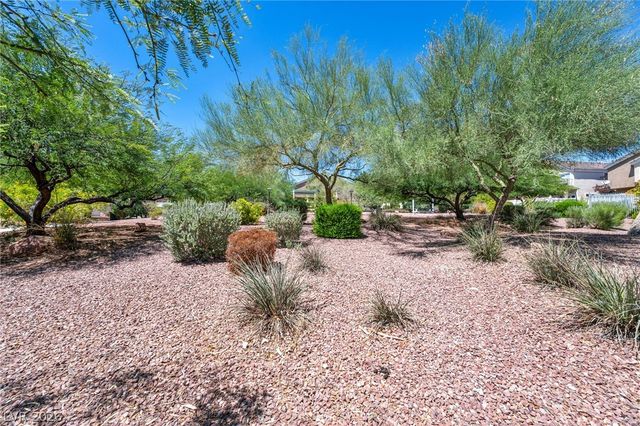 7112 Cabin Fever Street 101, Las Vegas, NV 89149