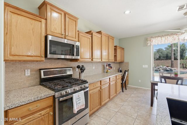 3122 E JUANITA Avenue, Gilbert, AZ 85234