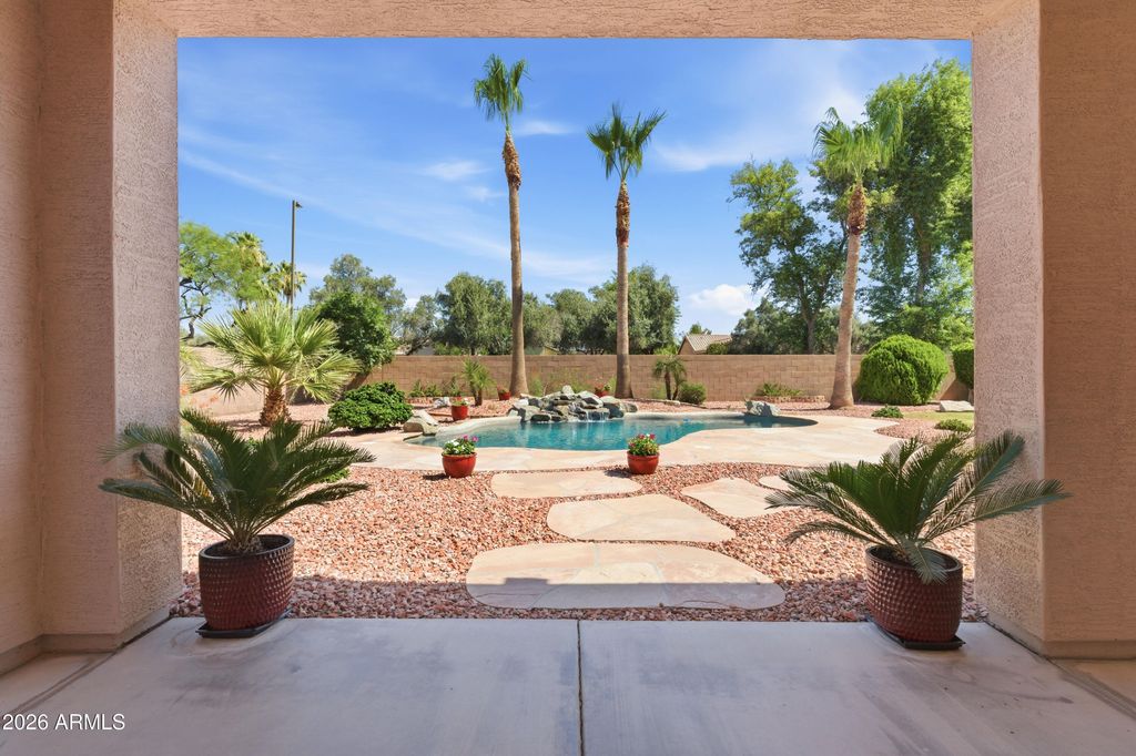 3122 E JUANITA Avenue, Gilbert, AZ 85234 — photo 2