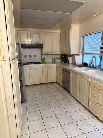 9504 E Naomi Avenue, Arcadia, CA 91007