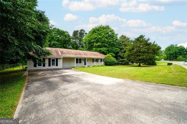 1874 Old Lost Mountain Road, Powder Springs, GA 30127