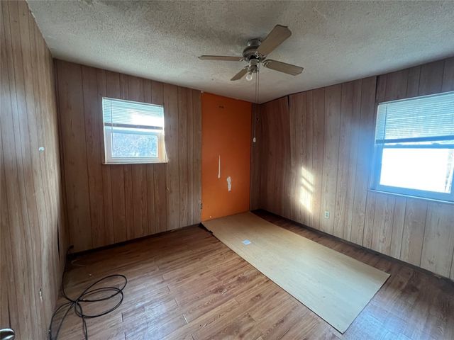 1335 N Washburn Road, Bells, TX 75414