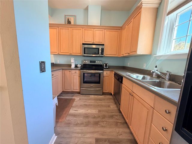 5211 SW 91ST TERRACE D, Gainesville, FL 32608