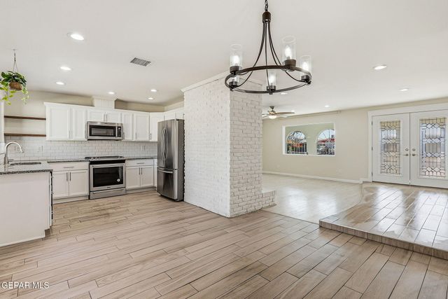 5713 CRESTON Avenue, El Paso, TX 79924