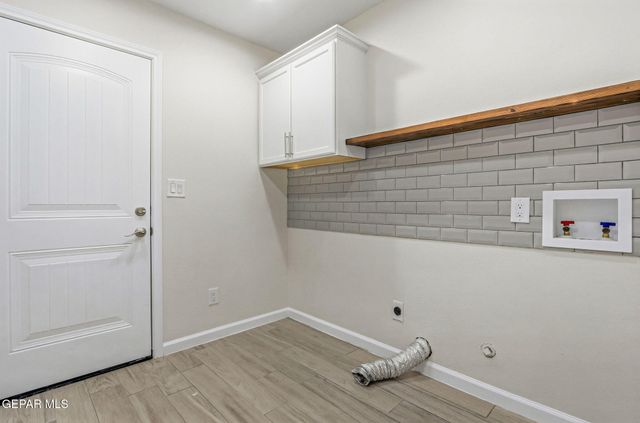 5713 CRESTON Avenue, El Paso, TX 79924