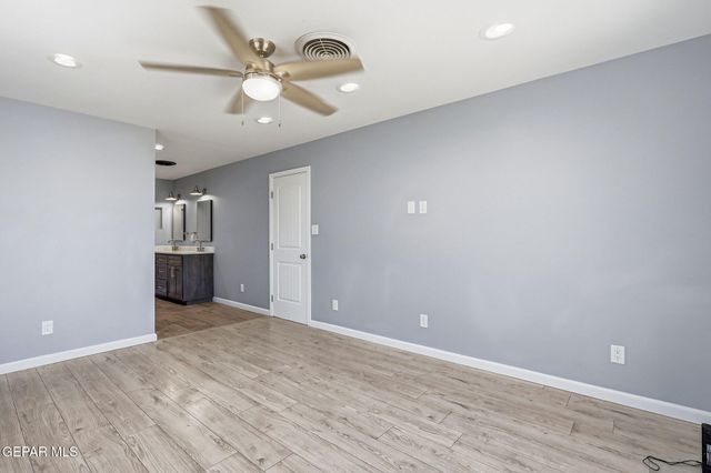 5713 CRESTON Avenue, El Paso, TX 79924